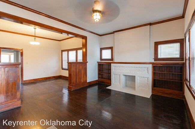 Foto del edificio - 3 br, 2 bath House - 310 NE 16th St
