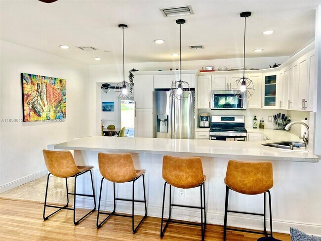 Foto del edificio - 6017 SW 14th St