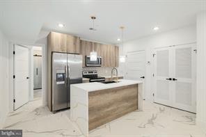 Foto del edificio - 2000 N Front St