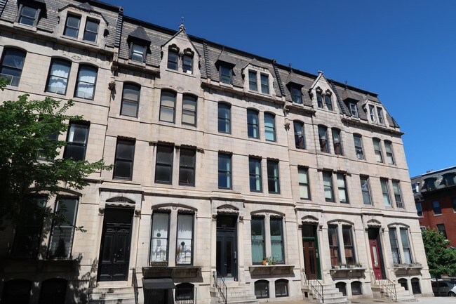 1226 Saint Paul - 1226 St Paul St