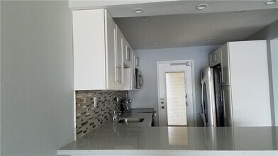 Building Photo - 3100 N Course Ln