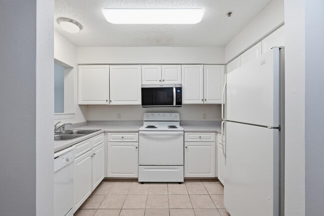 Building Photo - 4270 Calinda Ln