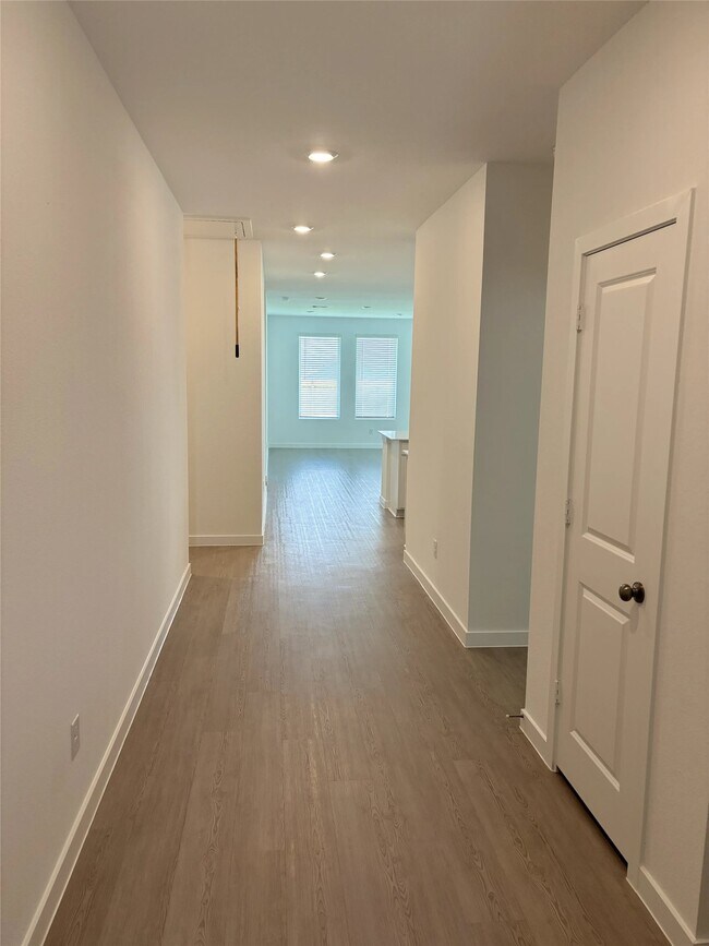 Foto del edificio - 21710 Willow River Canyon Ln