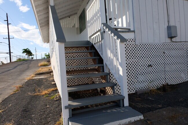 Building Photo - 87-1360-1360 Farrington Hwy