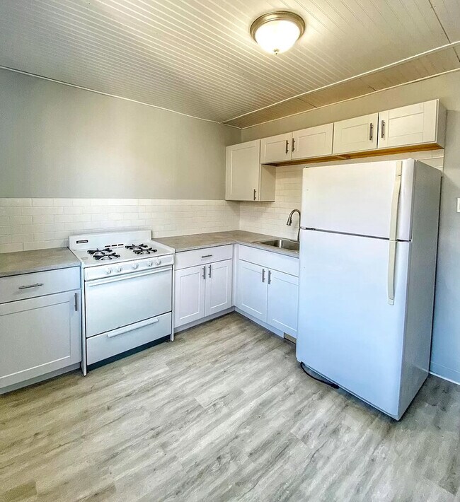Foto del edificio - 723 Taylor Ave