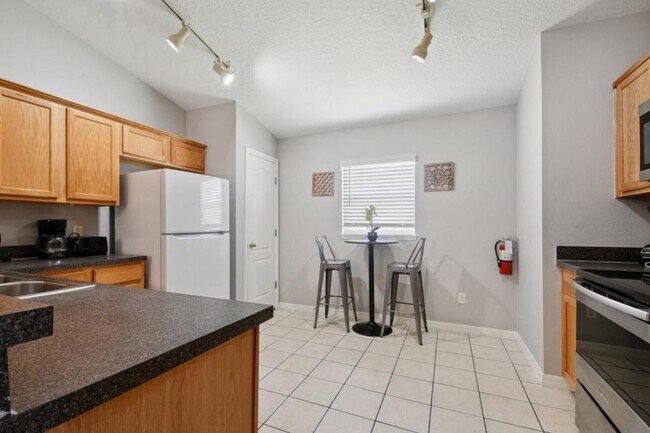 Foto del edificio - 661 Sandy Ridge Dr