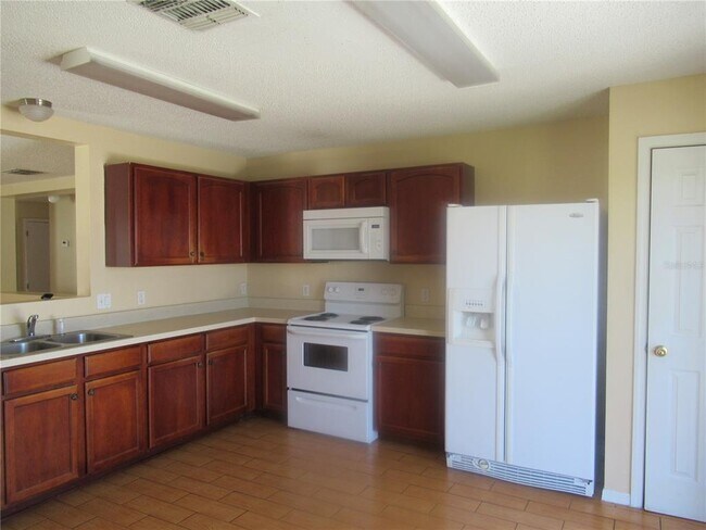 Foto del edificio - 249 Aster Dr