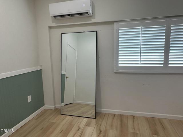 Building Photo - 210 N Primrose Ave