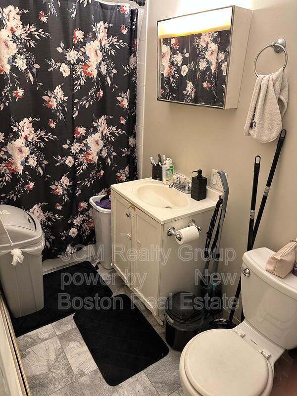 Photo - 5 Irwin St Apartment