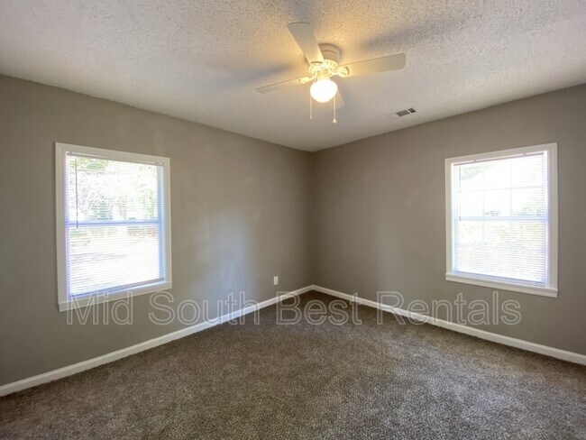 Building Photo - 2119 Pendleton St