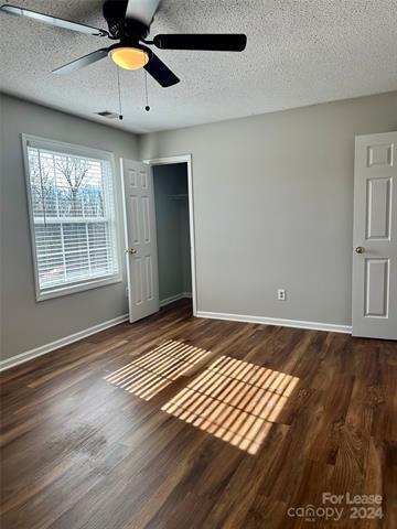Building Photo - 404 Wood Ave