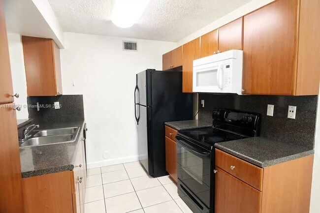 Building Photo - 4687 NW 97th Ct