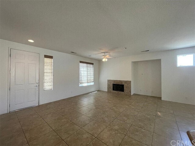 Building Photo - 65439 Via Del Sol