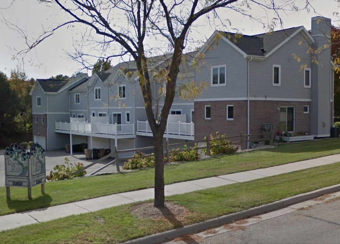 Primary Photo - 6753 Raymond Rd