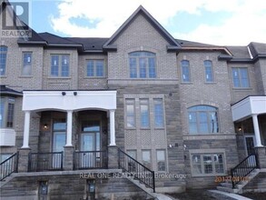 Building Photo - 115 Beechborough Cres