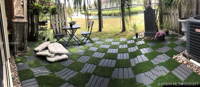 Foto del edificio - 15800 SW 92nd Ave