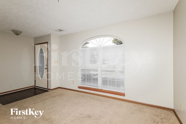 Building Photo - 10087 Palmaire Pl