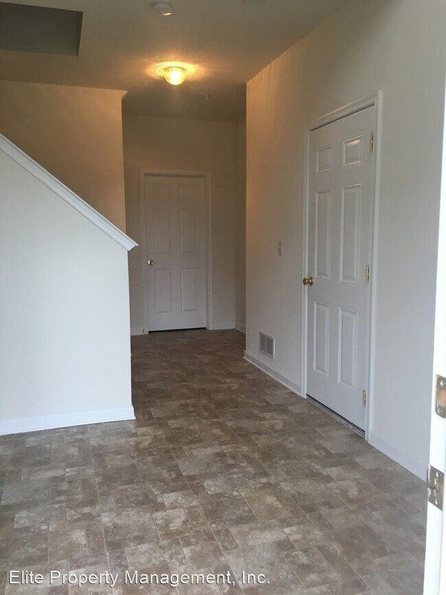 Foto del edificio - 3 br, 2.5 bath House - 2225 Live Oak Ln