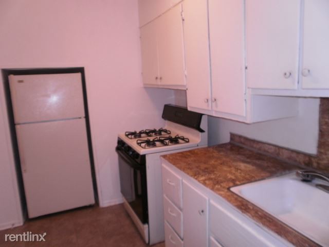 Building Photo - 2 br, 1 bath  - 1211 Wells Pl #2