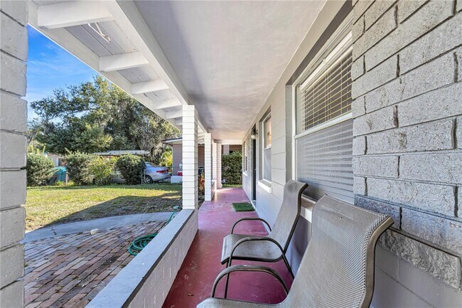 Foto del edificio - 324 N Lakeland Ave