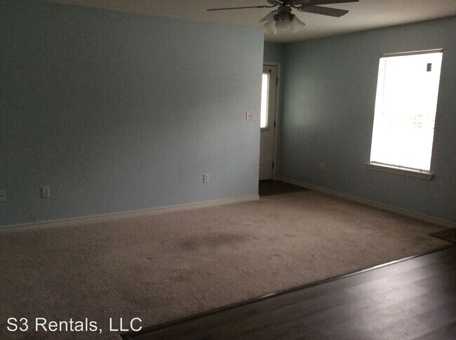 Building Photo - 910 Park View Pl