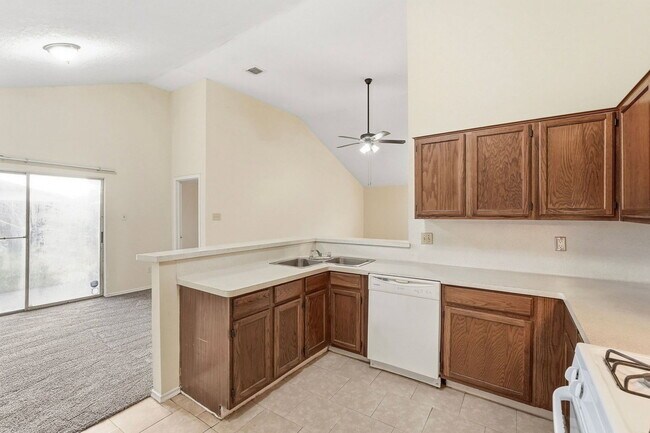 Building Photo - 1431 Stevenage Ln