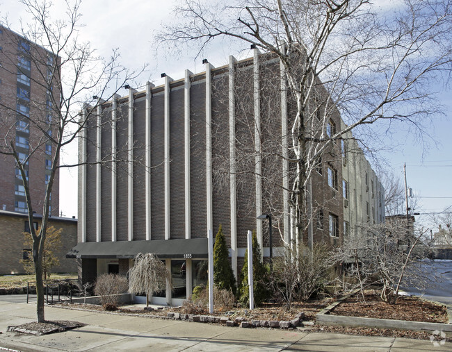 Building Photo - The Cambridge Place