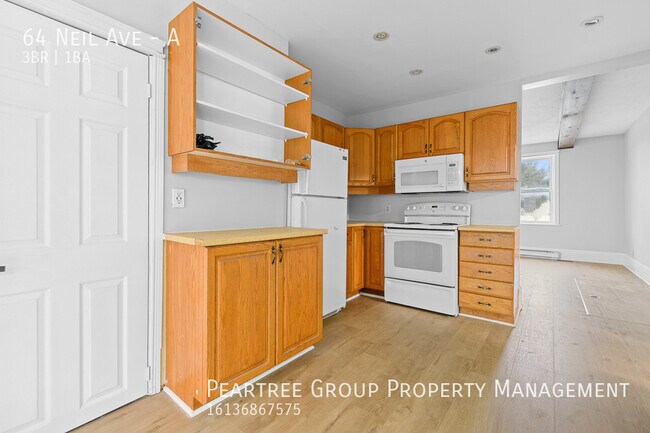 Building Photo - Nice Neil!! 3 BED main floor apartment in ...