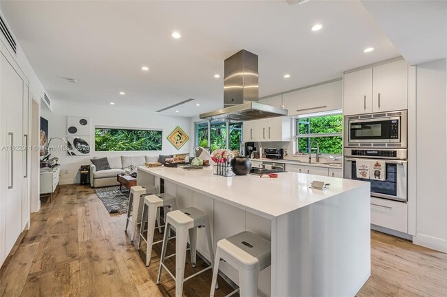 Foto del edificio - 280 SW 20th Rd