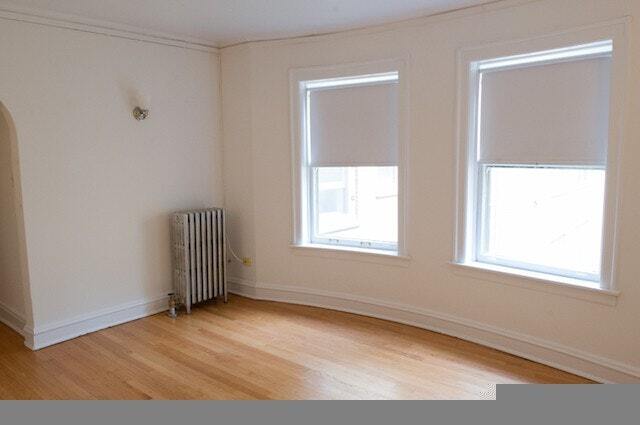 Building Photo - 1609 W Sunnyside Ave