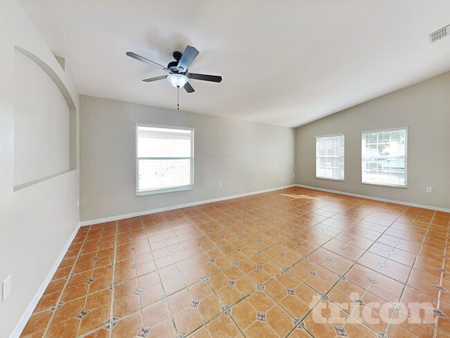 Building Photo - 14131 Colonial Spring Way