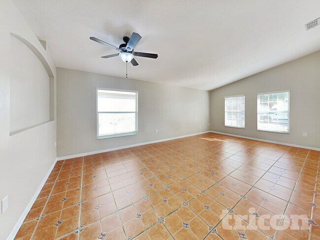 Foto del edificio - 14131 Colonial Spring Way