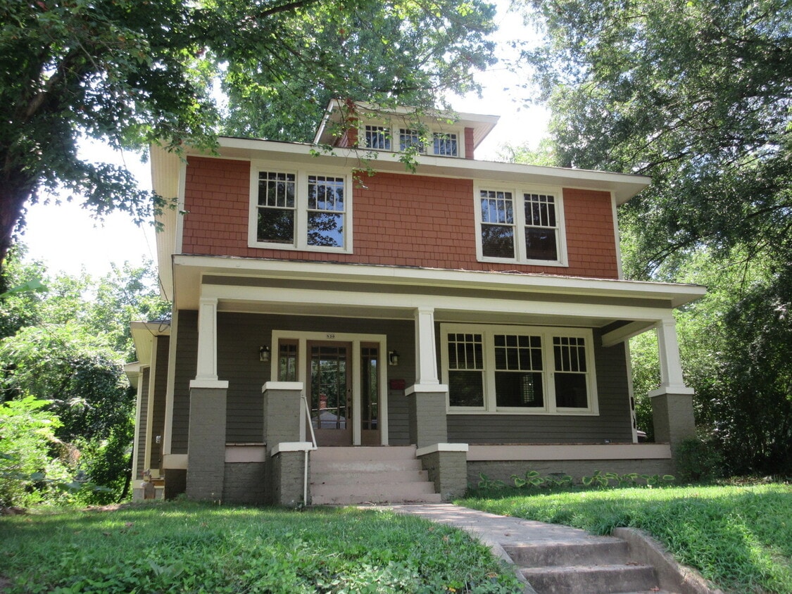 Primary Photo - Recently Remodeled Home In Washington Park!