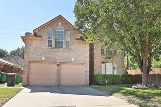 Building Photo - 10511 N Shadowdale Dr