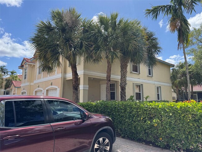 Foto del edificio - 4782 NW 116th Terrace