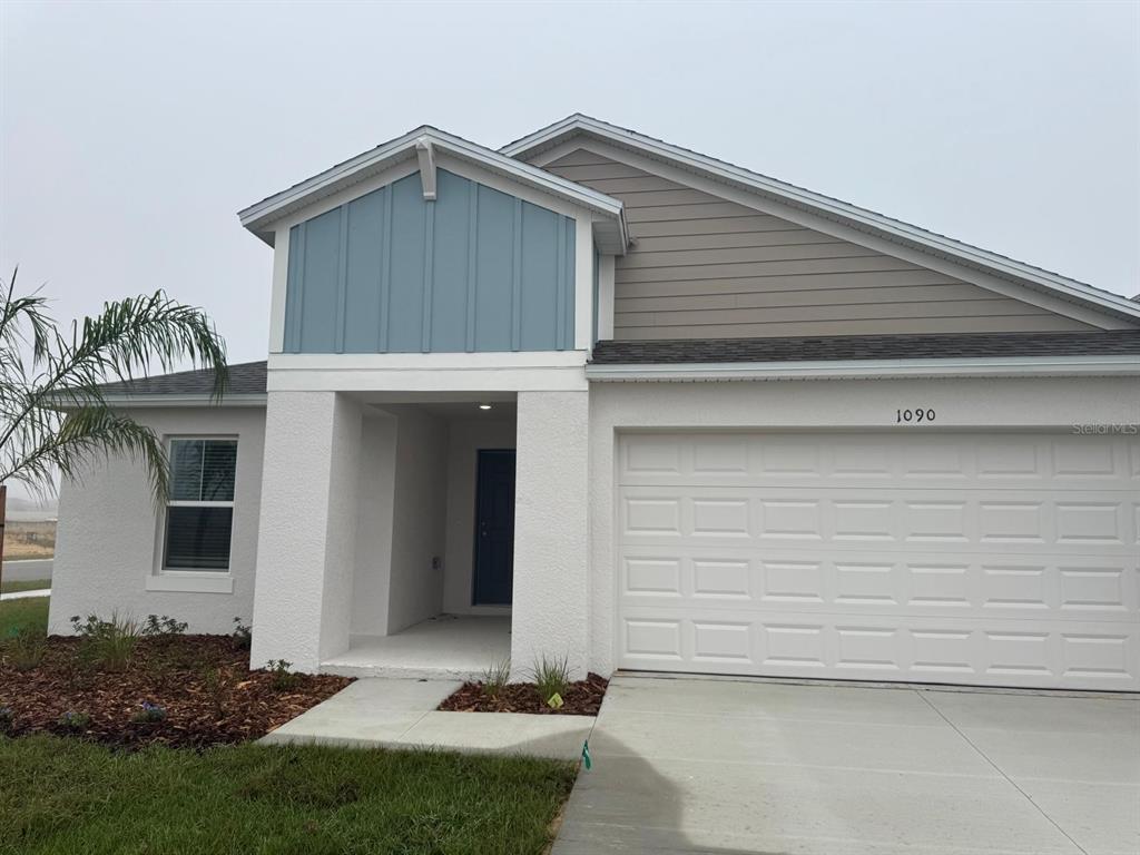 Primary Photo - 1090 Foreshore Ln