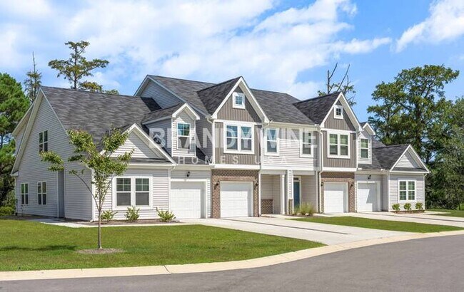 Foto del edificio - 844 Coosaw Pl