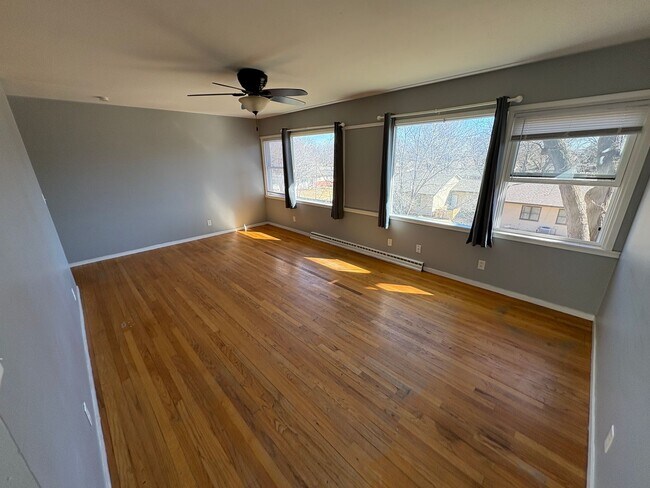 Foto del edificio - NW 51st_FOR SALE