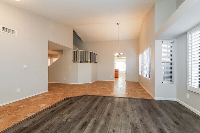 Foto del edificio - 7519 W Sequoia Dr