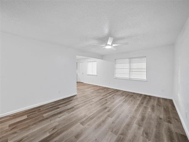 Building Photo - 3633 Edgewood Dr