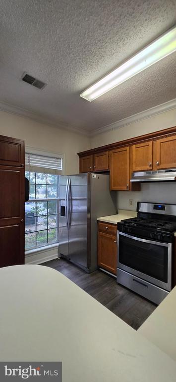 Foto del edificio - 3009 McMaster Ct