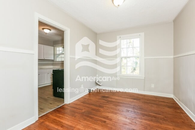 Building Photo - 5004 W 31st St