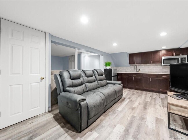 Foto del edificio - 434 N Alleghany Ave