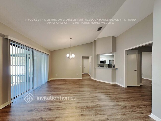 Foto del edificio - 1133 Bloom Hill Ave