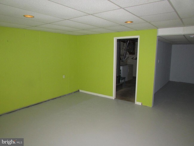 Building Photo - 7 Carver Pl