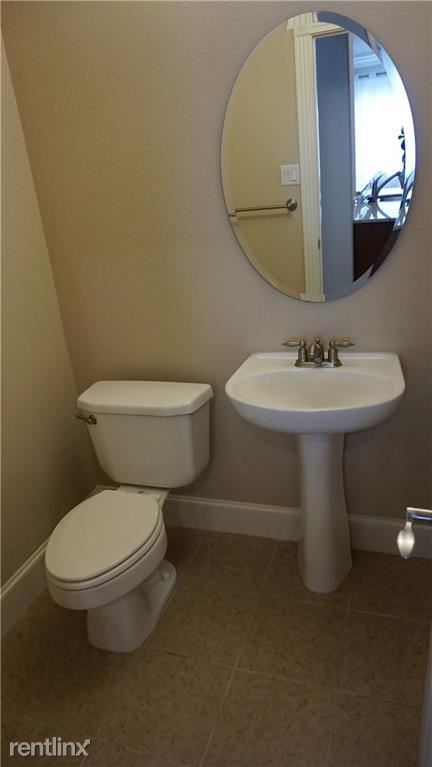 Building Photo - 3 br, 2.5 bath  - 6715 Windrift Way Apt 11