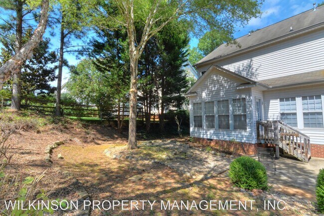 Building Photo - 2008 Mt Isle Harbor Dr