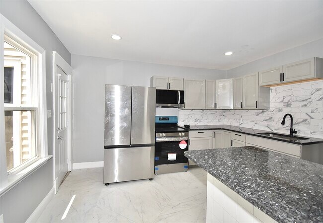 Foto del edificio - 838 Carew St