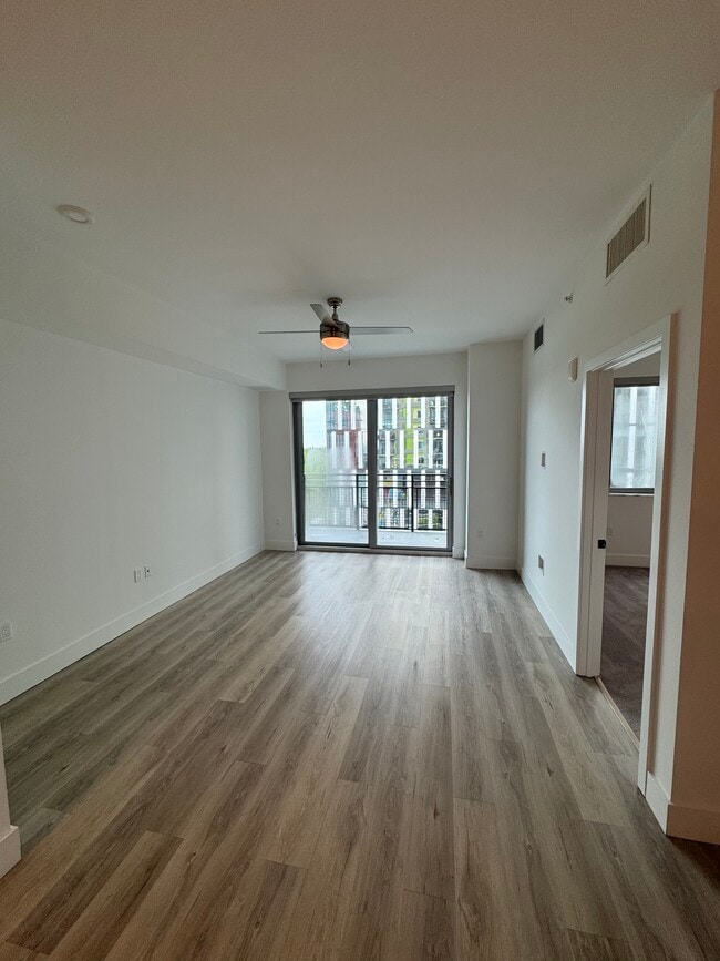 Foto del edificio - 47 NW 30th St