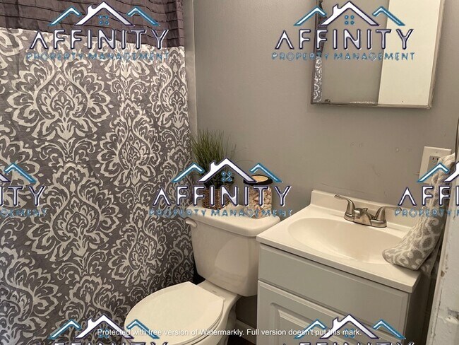 Foto del edificio - 1x1 Duplex 1219 Woolfolk Terrace Macon, Ga